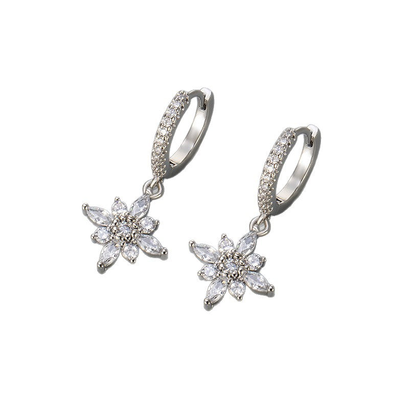 Diamond studded octagonal star ear clasp