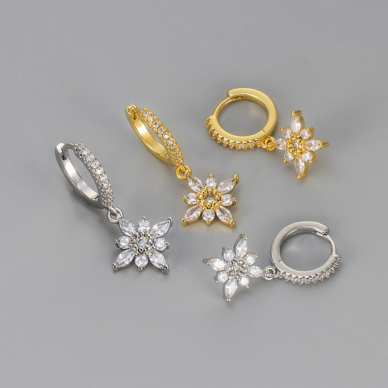 Diamond studded octagonal star ear clasp