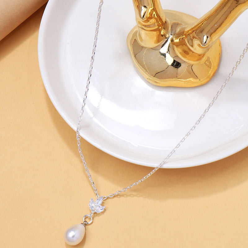 Pearl zircon collarbone chain