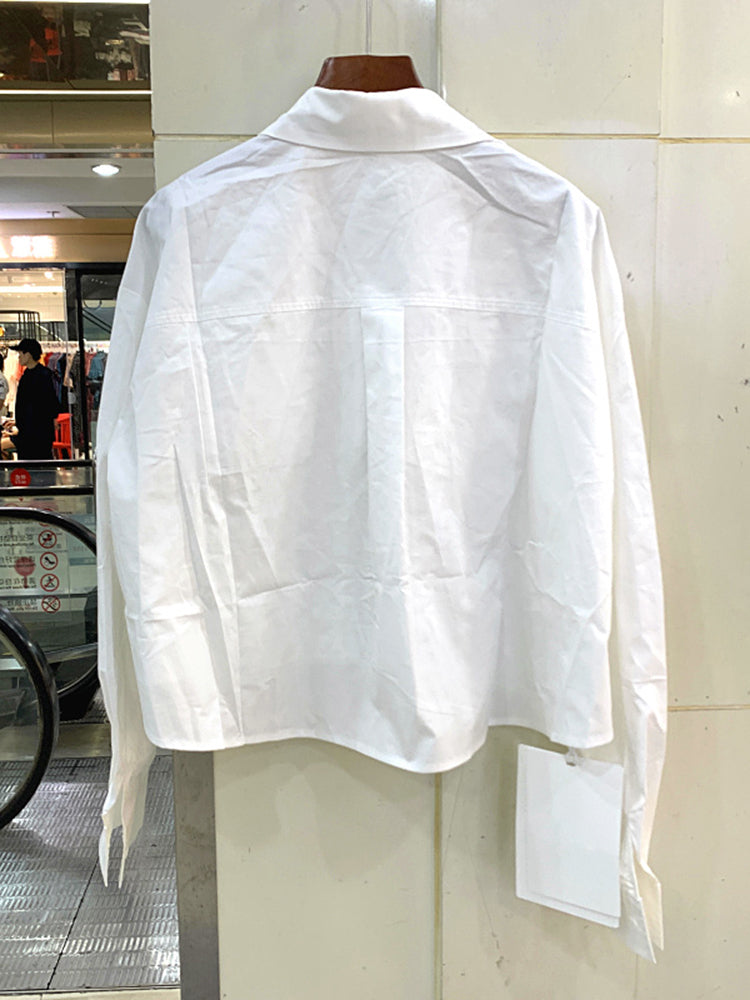 Minimalist Loose-Fit Long-Sleeve Shirt